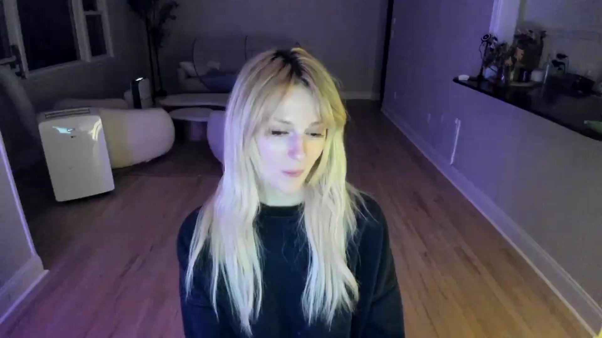Gallery image thumbnail from Milk_Party's myfreecams stream on, 07/03/2025, 05:34 image 9 of 20