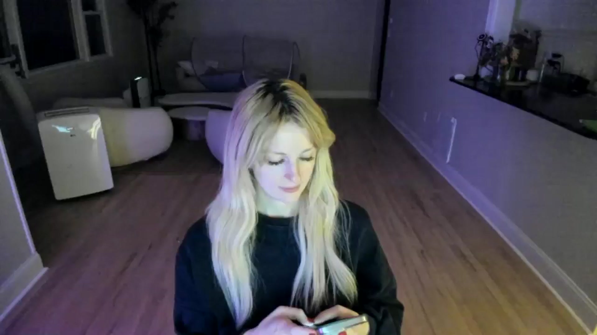 Gallery image thumbnail from Milk_Party's myfreecams stream on, 07/03/2025, 05:52 image 1 of 20