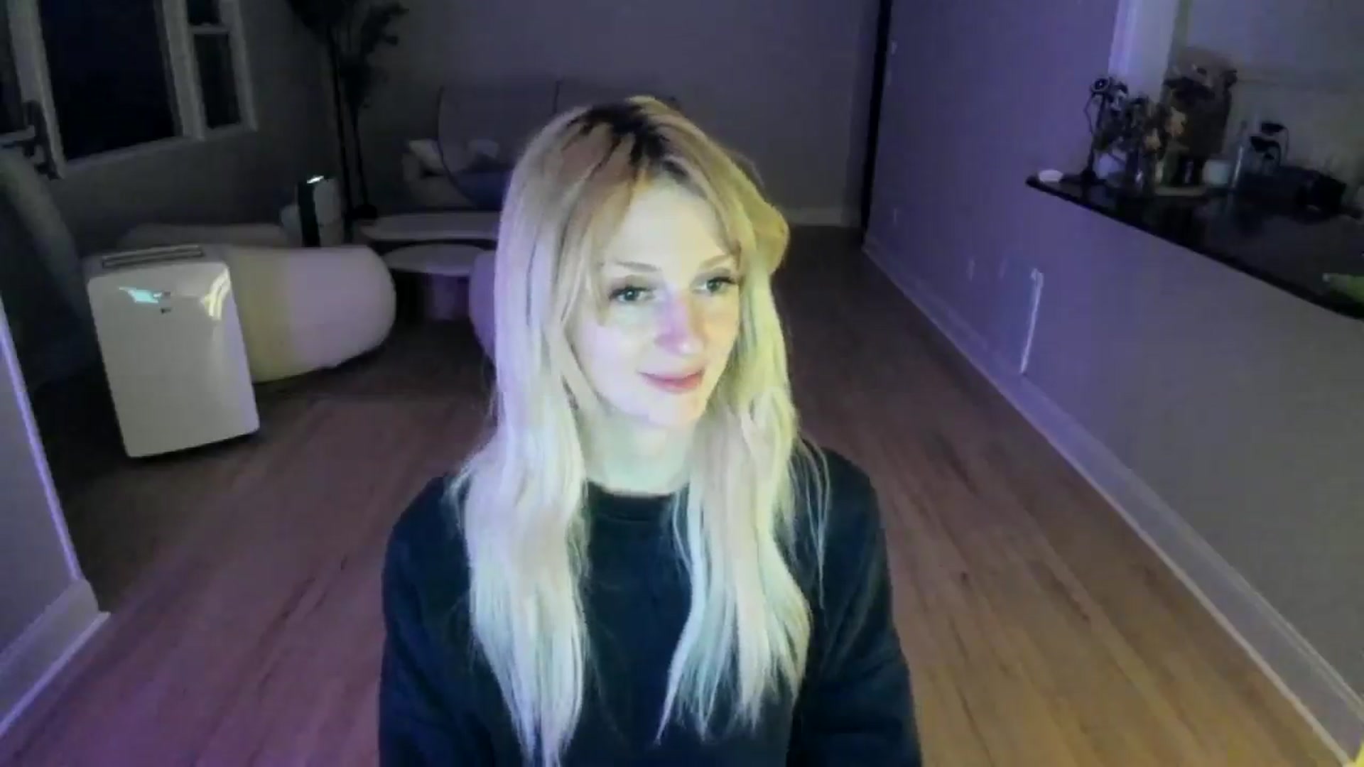 Gallery image thumbnail from Milk_Party's myfreecams stream on, 07/03/2025, 05:52 image 5 of 20