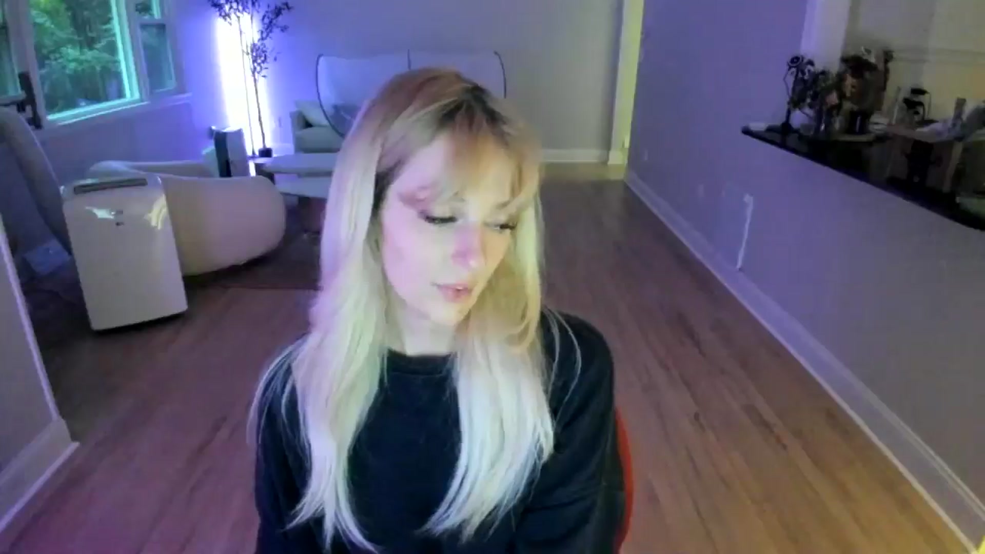Gallery image thumbnail from Milk_Party's myfreecams stream on, 07/03/2025, 23:39 image 13 of 20
