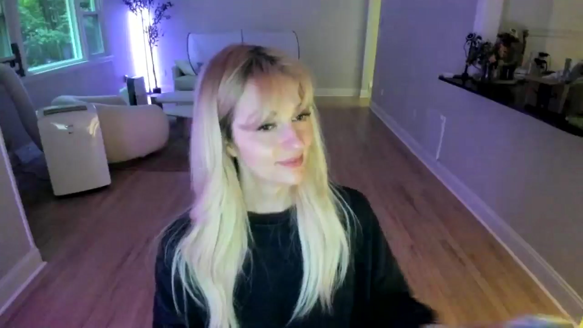 Gallery image thumbnail from Milk_Party's myfreecams stream on, 07/03/2025, 23:39 image 3 of 20