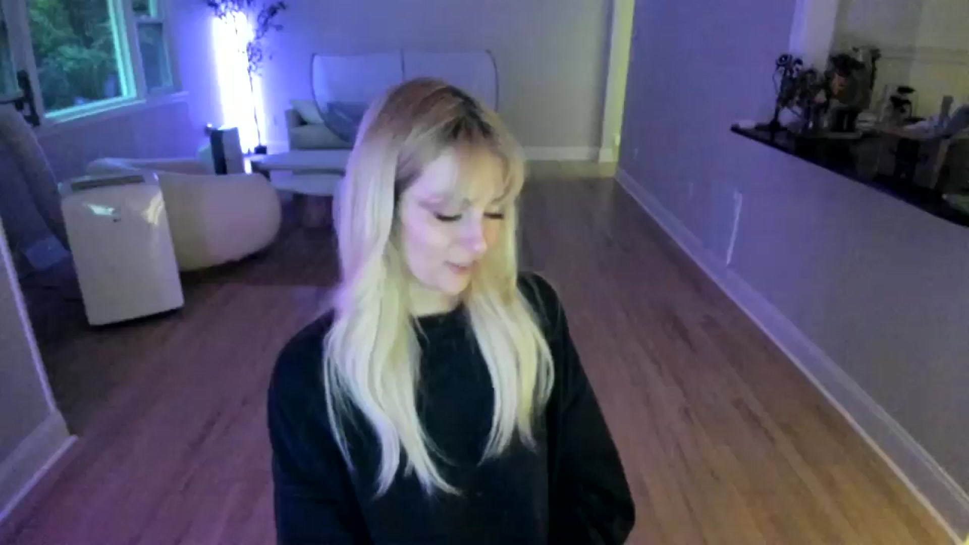 Gallery image thumbnail from Milk_Party's myfreecams stream on, 07/03/2025, 23:39 image 18 of 20