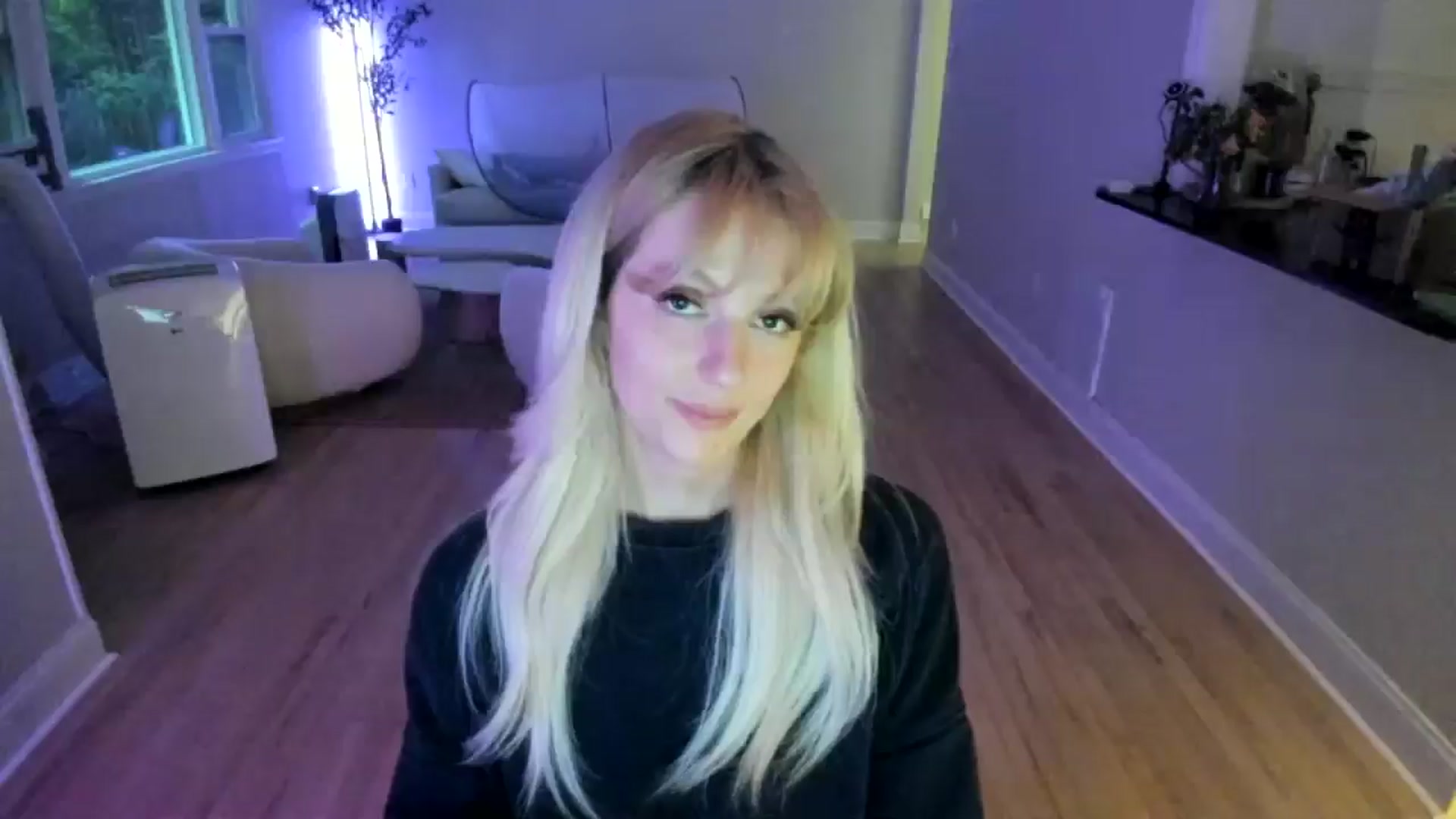 Gallery image thumbnail from Milk_Party's myfreecams stream on, 07/04/2025, 24:01 image 5 of 20