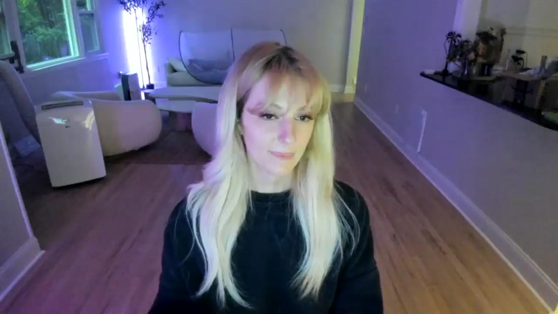 Gallery image thumbnail from Milk_Party's myfreecams stream on, 07/04/2025, 24:01 image 17 of 20