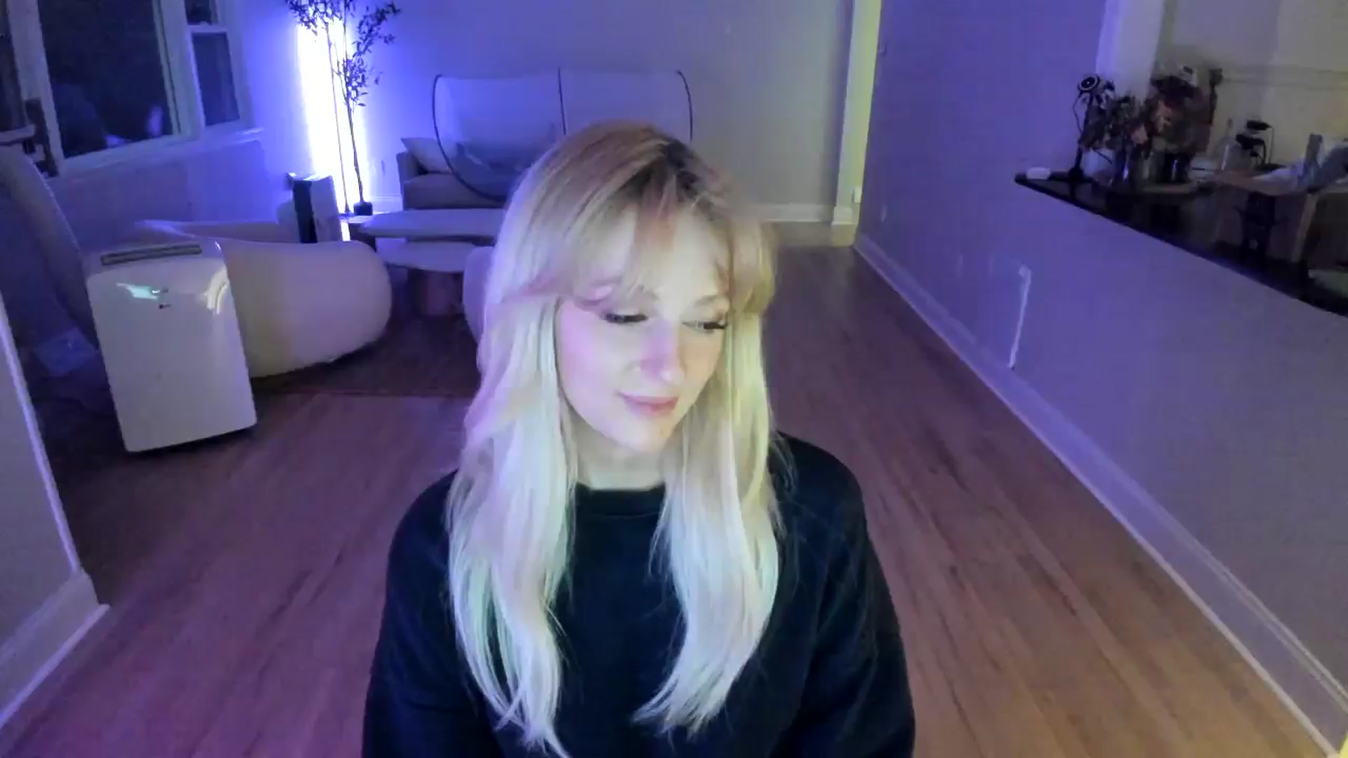 Gallery image thumbnail from Milk_Party's myfreecams stream on, 07/04/2025, 01:33 image 7 of 20