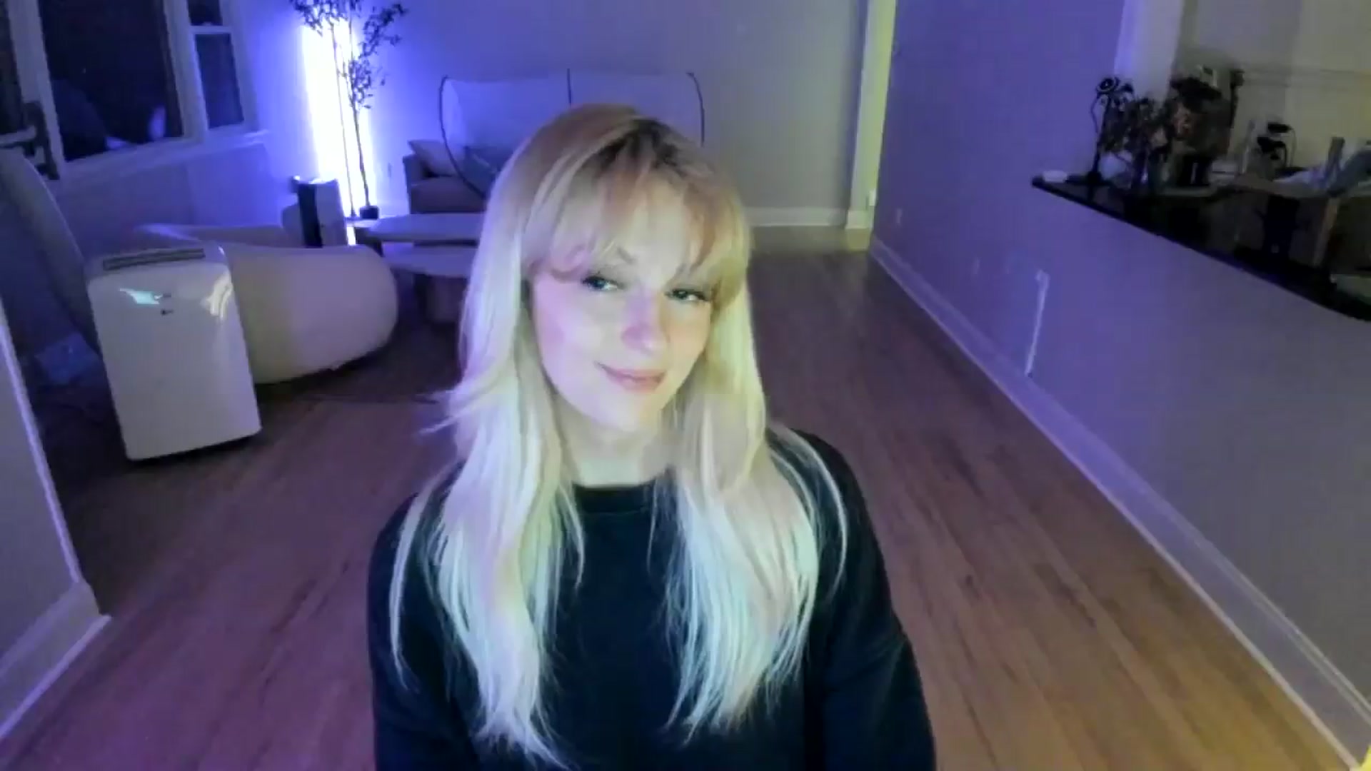 Gallery image thumbnail from Milk_Party's myfreecams stream on, 07/04/2025, 04:20 image 12 of 20