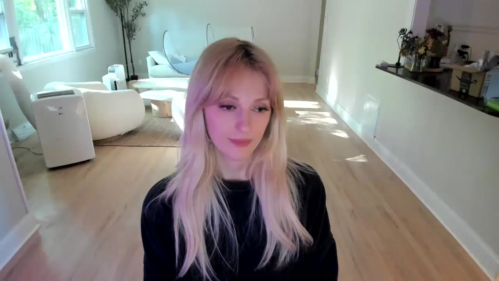 Gallery image thumbnail from Milk_Party's myfreecams stream on, 07/04/2025, 22:13 image 2 of 20