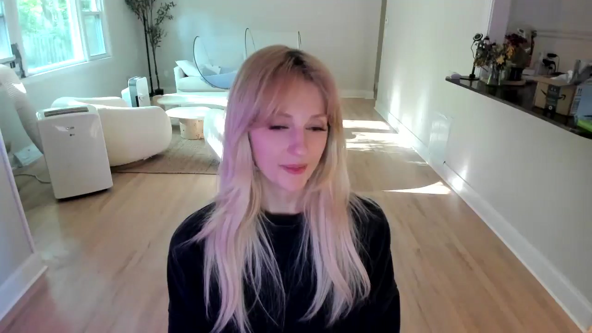 Gallery image thumbnail from Milk_Party's myfreecams stream on, 07/04/2025, 22:13 image 6 of 20