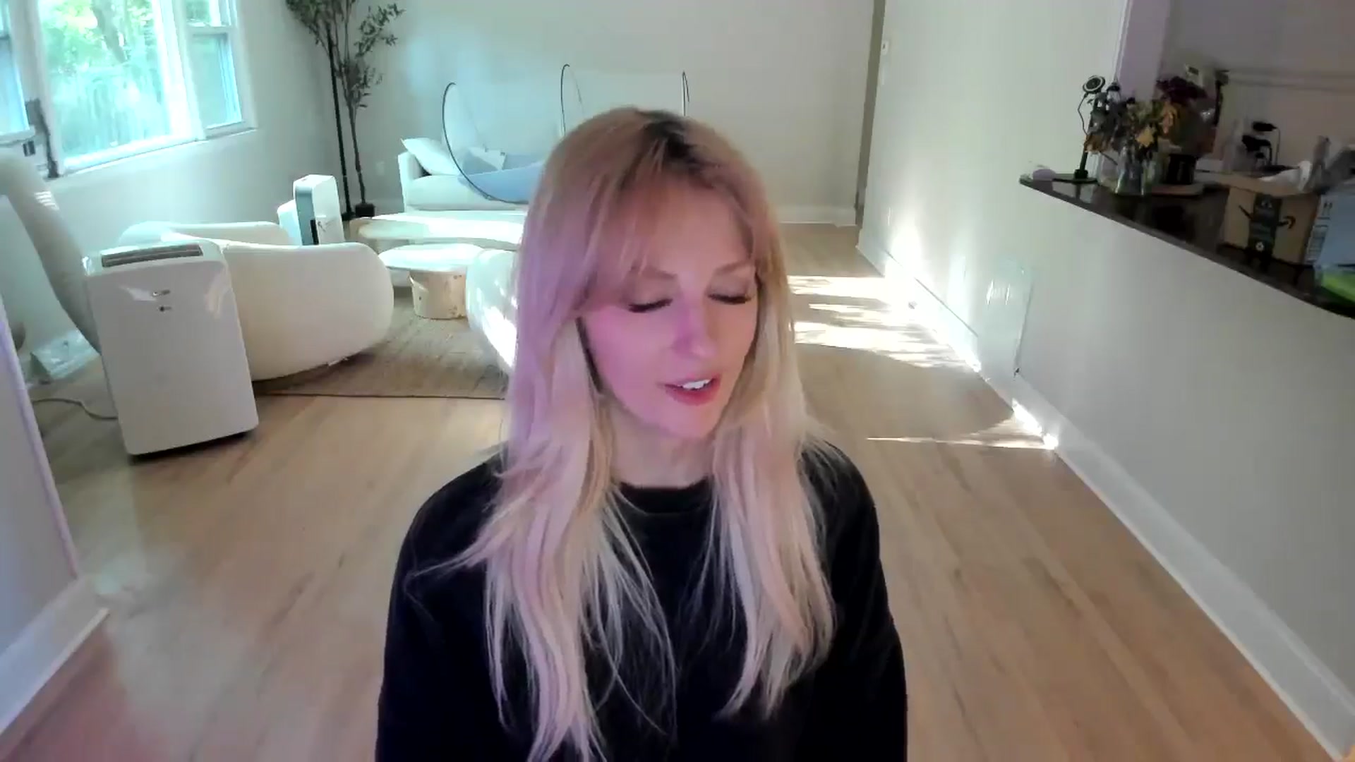 Gallery image thumbnail from Milk_Party's myfreecams stream on, 07/04/2025, 22:13 image 11 of 20