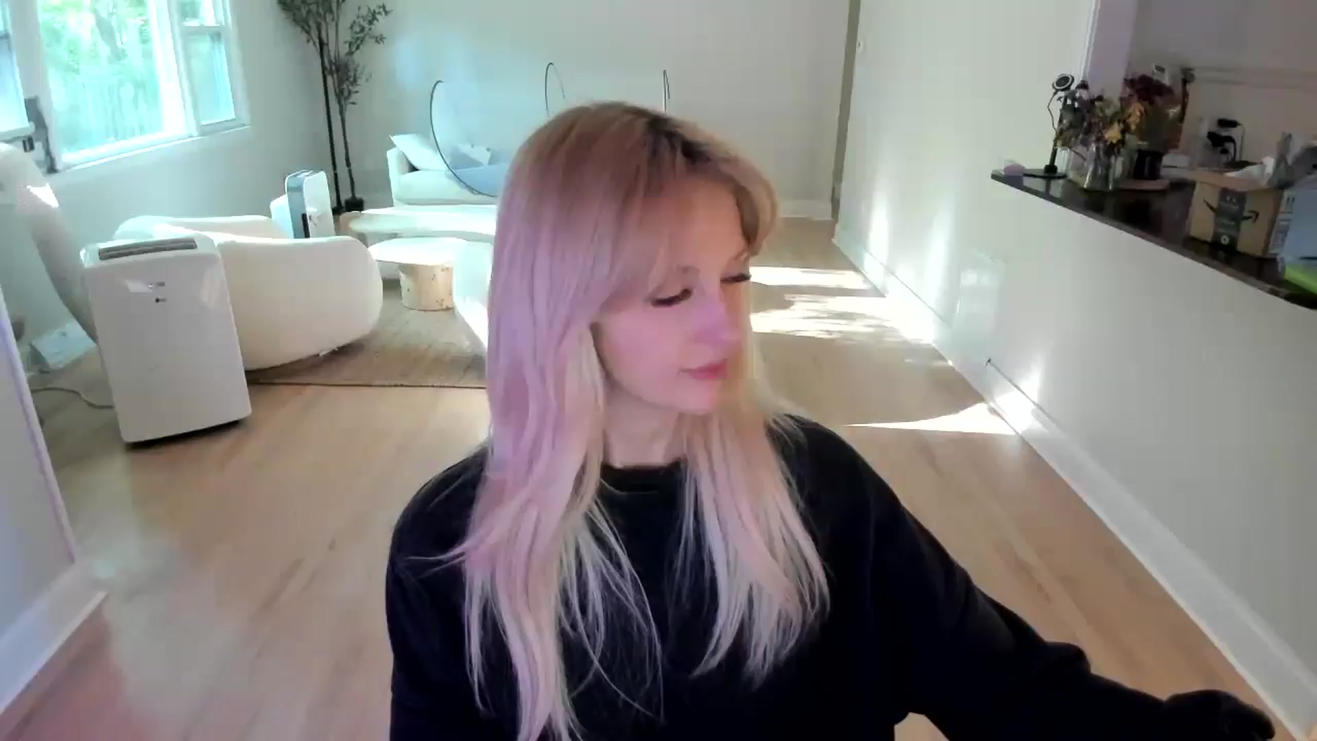 Gallery image thumbnail from Milk_Party's myfreecams stream on, 07/04/2025, 22:13 image 7 of 20