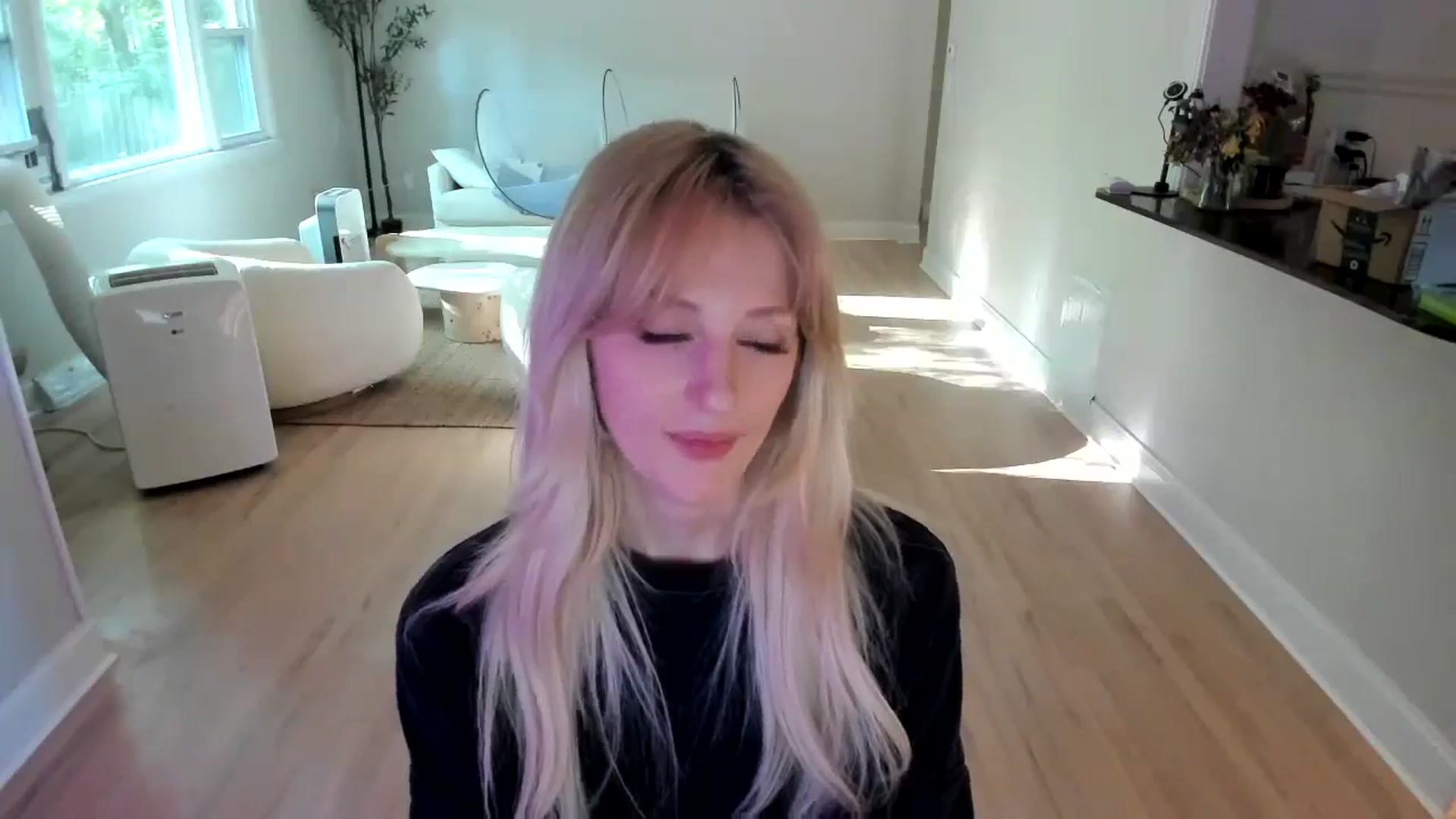 Gallery image thumbnail from Milk_Party's myfreecams stream on, 07/04/2025, 22:13 image 9 of 20