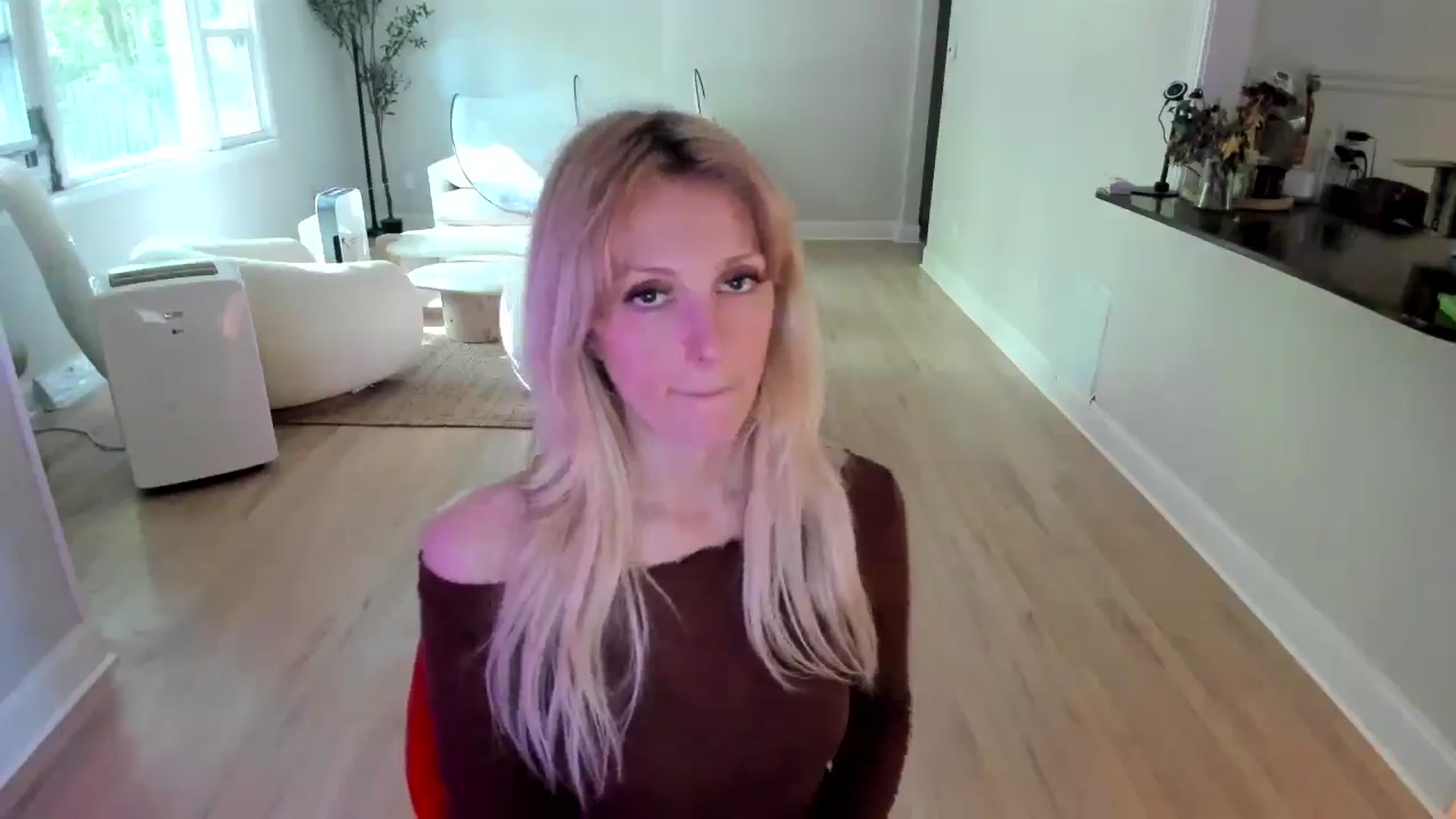 Gallery image thumbnail from Milk_Party's myfreecams stream on, 07/05/2025, 21:24 image 7 of 20
