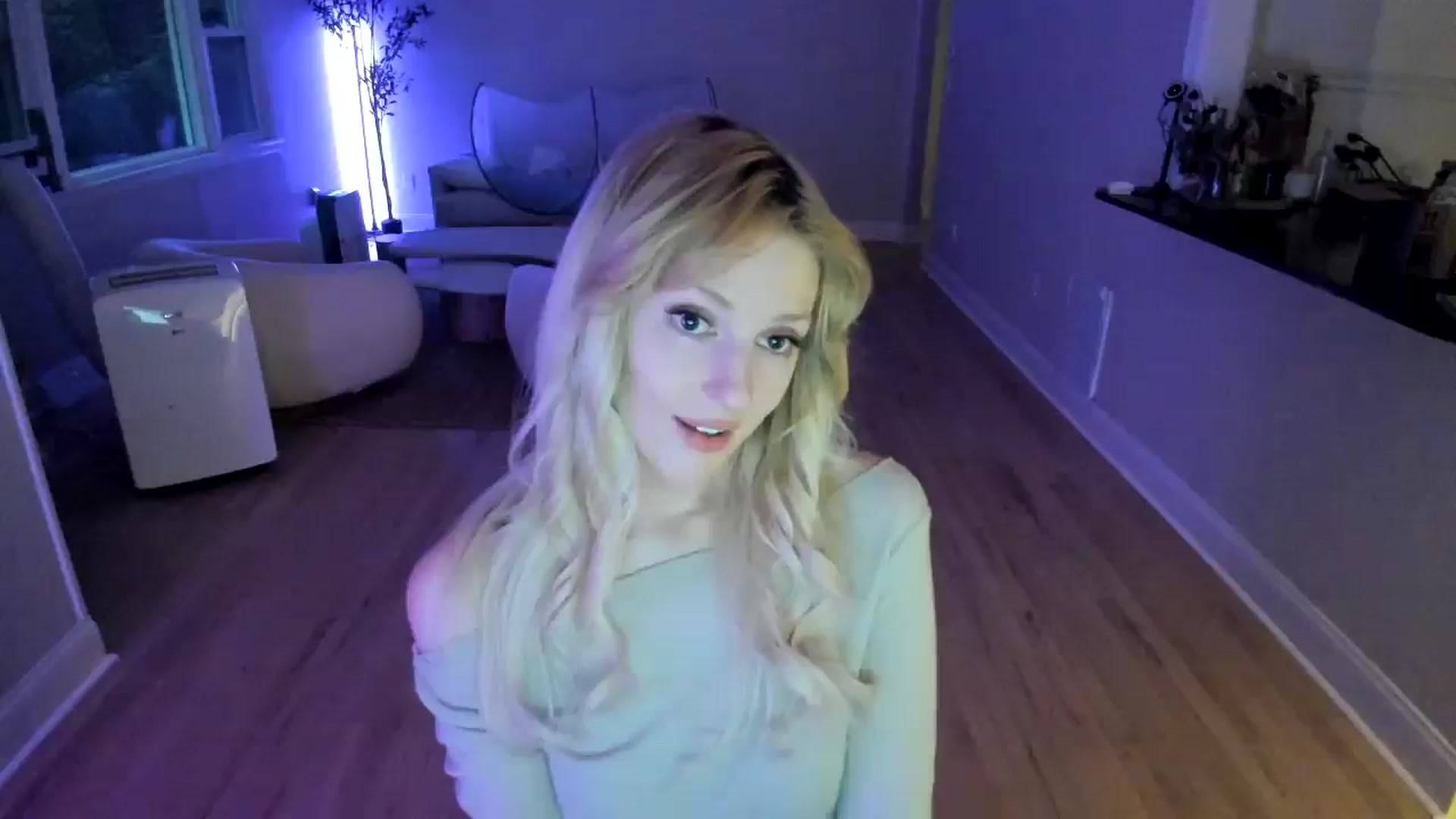 Gallery image thumbnail from Milk_Party's myfreecams stream on, 07/09/2025, 24:05 image 6 of 20