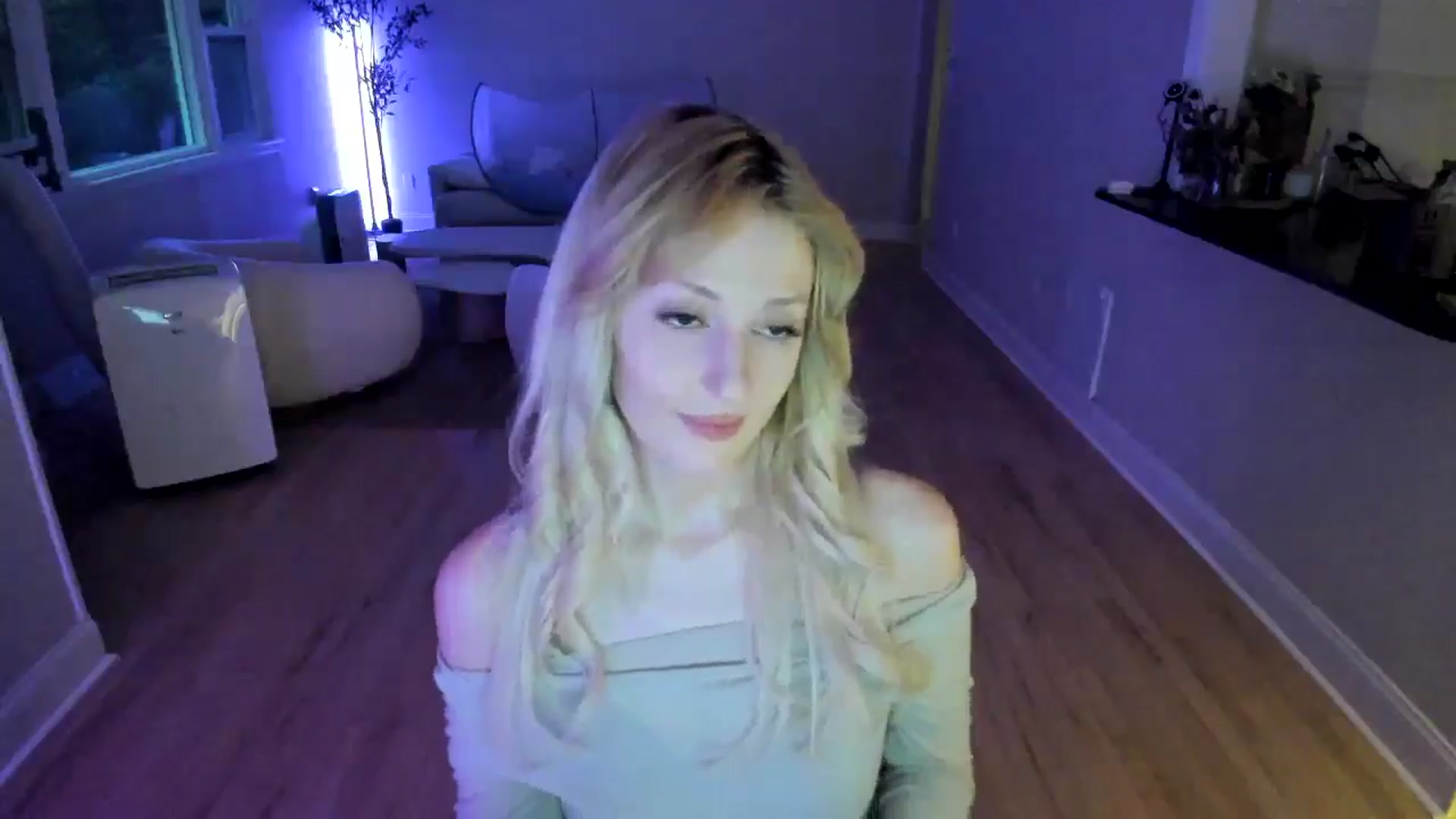 Gallery image thumbnail from Milk_Party's myfreecams stream on, 07/09/2025, 24:05 image 14 of 20