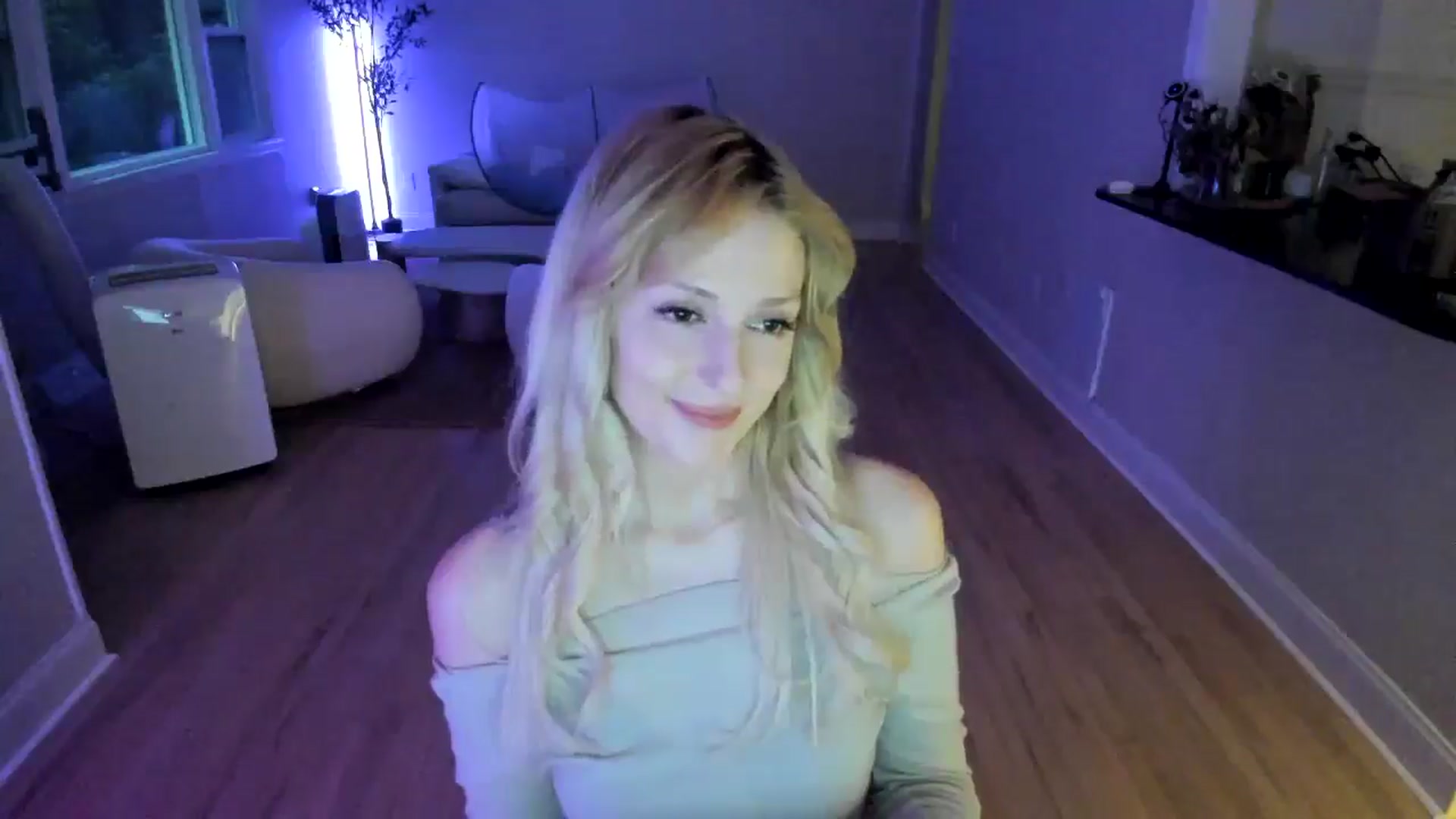 Gallery image thumbnail from Milk_Party's myfreecams stream on, 07/09/2025, 24:05 image 20 of 20