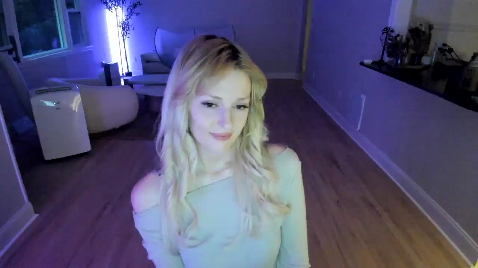 Gallery image thumbnail from Milk_Party's myfreecams stream on, 07/09/2025, 24:05 image 10 of 20