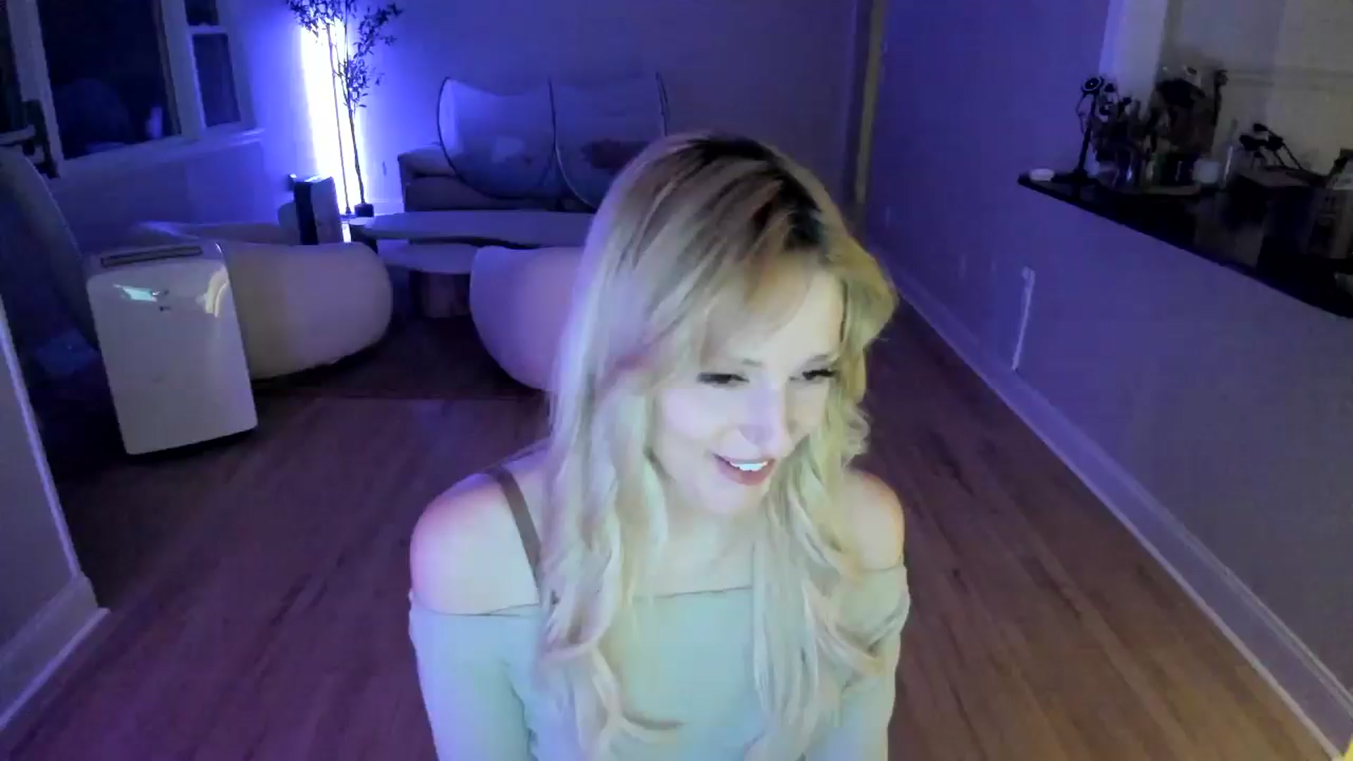 Gallery image thumbnail from Milk_Party's myfreecams stream on, 07/09/2025, 24:54 image 20 of 20