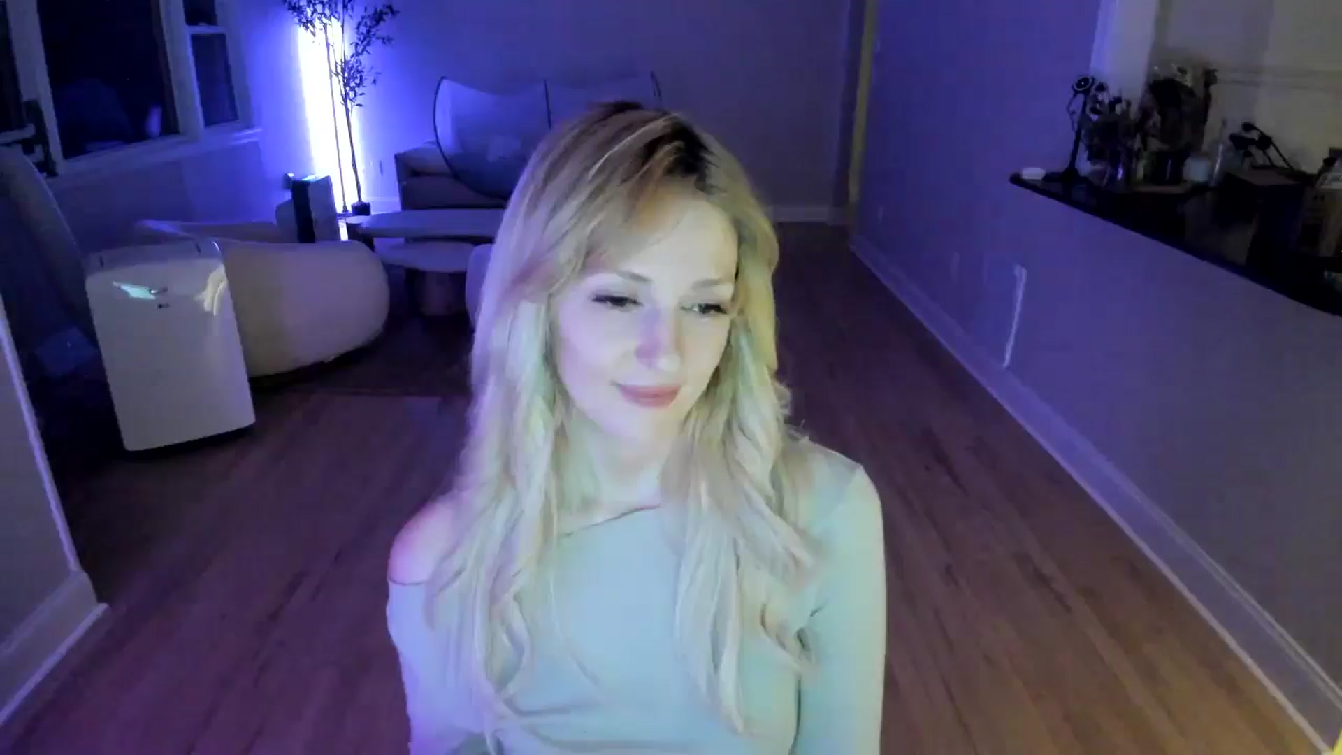 Gallery image thumbnail from Milk_Party's myfreecams stream on, 07/09/2025, 05:53 image 9 of 20