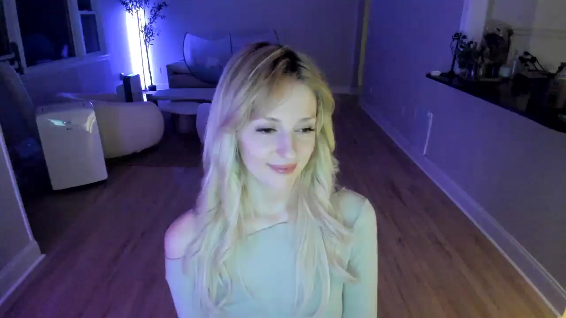 Gallery image thumbnail from Milk_Party's myfreecams stream on, 07/09/2025, 05:53 image 18 of 20