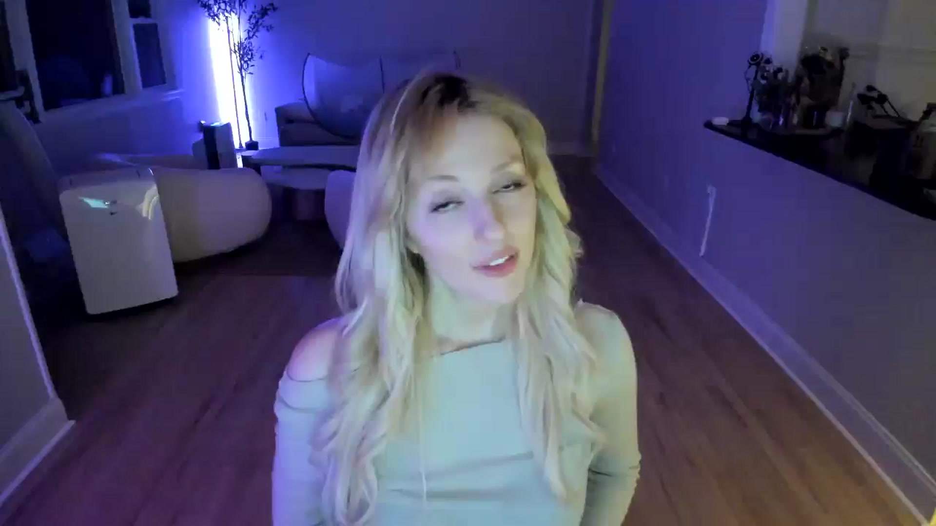 Gallery image thumbnail from Milk_Party's myfreecams stream on, 07/09/2025, 05:53 image 1 of 20