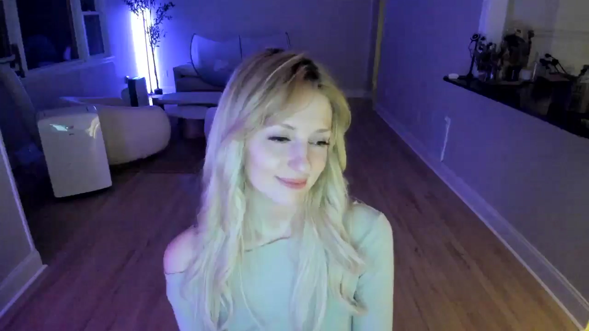 Gallery image thumbnail from Milk_Party's myfreecams stream on, 07/09/2025, 05:53 image 15 of 20