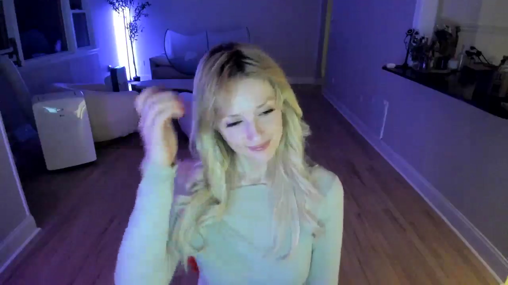 Gallery image thumbnail from Milk_Party's myfreecams stream on, 07/09/2025, 05:53 image 19 of 20