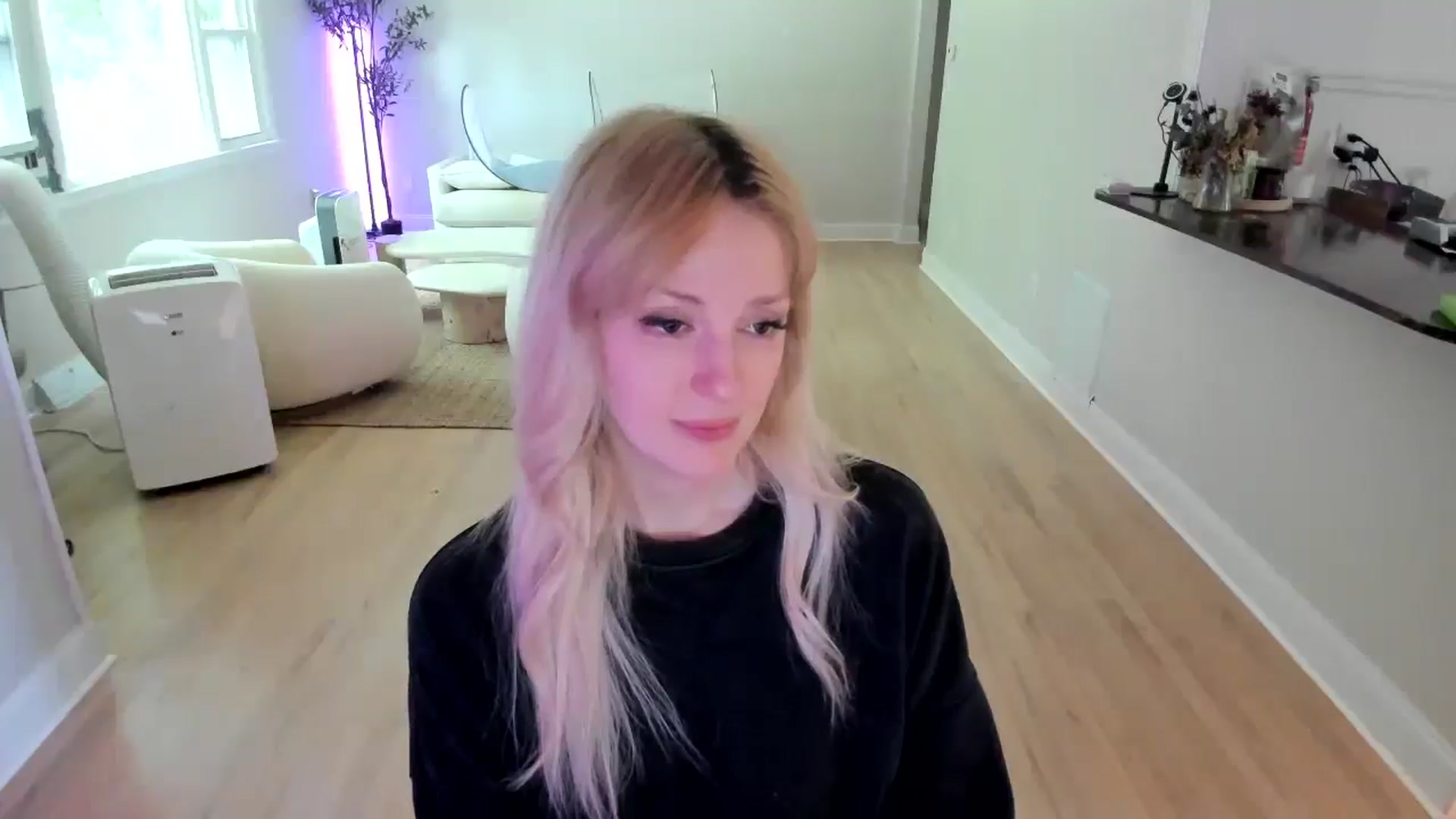 Gallery image thumbnail from Milk_Party's myfreecams stream on, 07/11/2025, 17:56 image 2 of 20