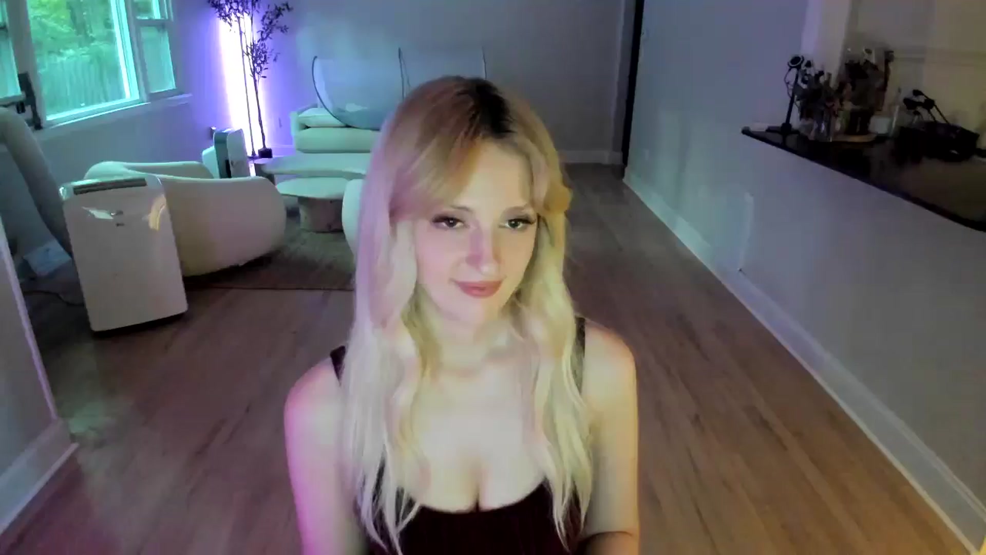Gallery image thumbnail from Milk_Party's myfreecams stream on, 07/12/2025, 24:02 image 10 of 20