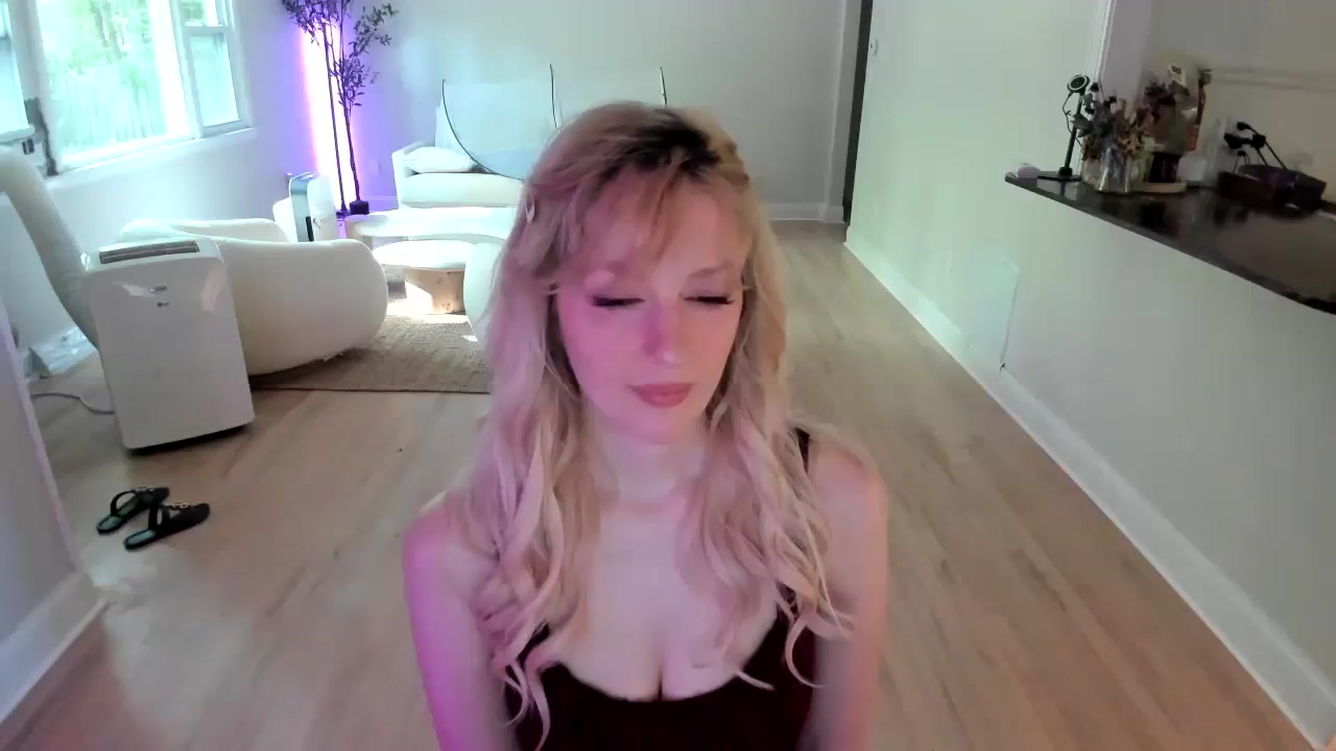 Gallery image thumbnail from Milk_Party's myfreecams stream on, 07/12/2025, 21:23 image 13 of 20