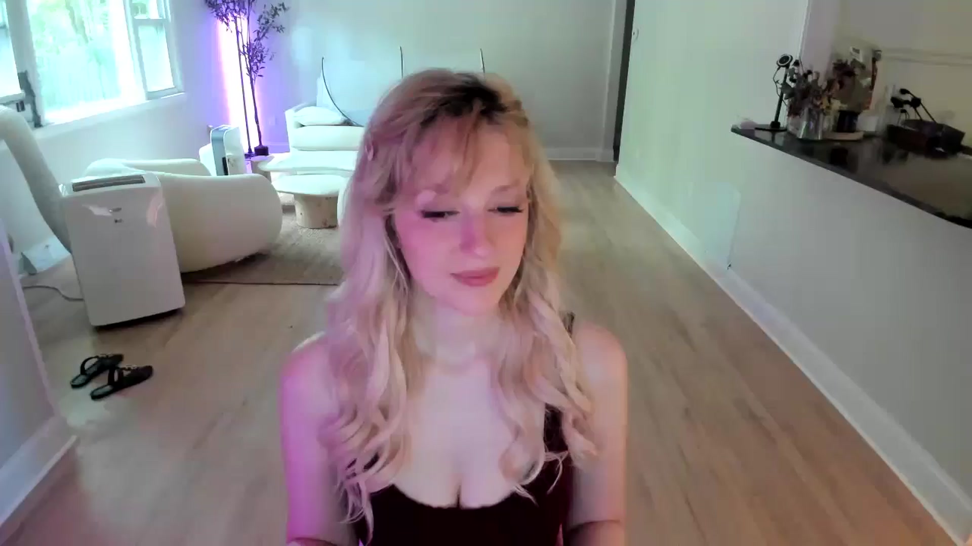 Gallery image thumbnail from Milk_Party's myfreecams stream on, 07/12/2025, 21:23 image 4 of 20
