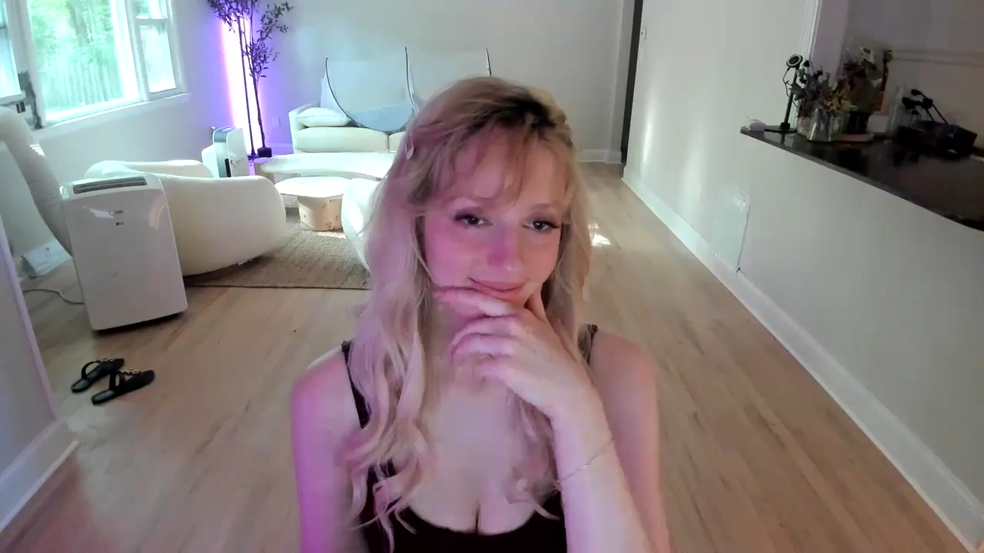 Gallery image thumbnail from Milk_Party's myfreecams stream on, 07/12/2025, 21:48 image 19 of 20