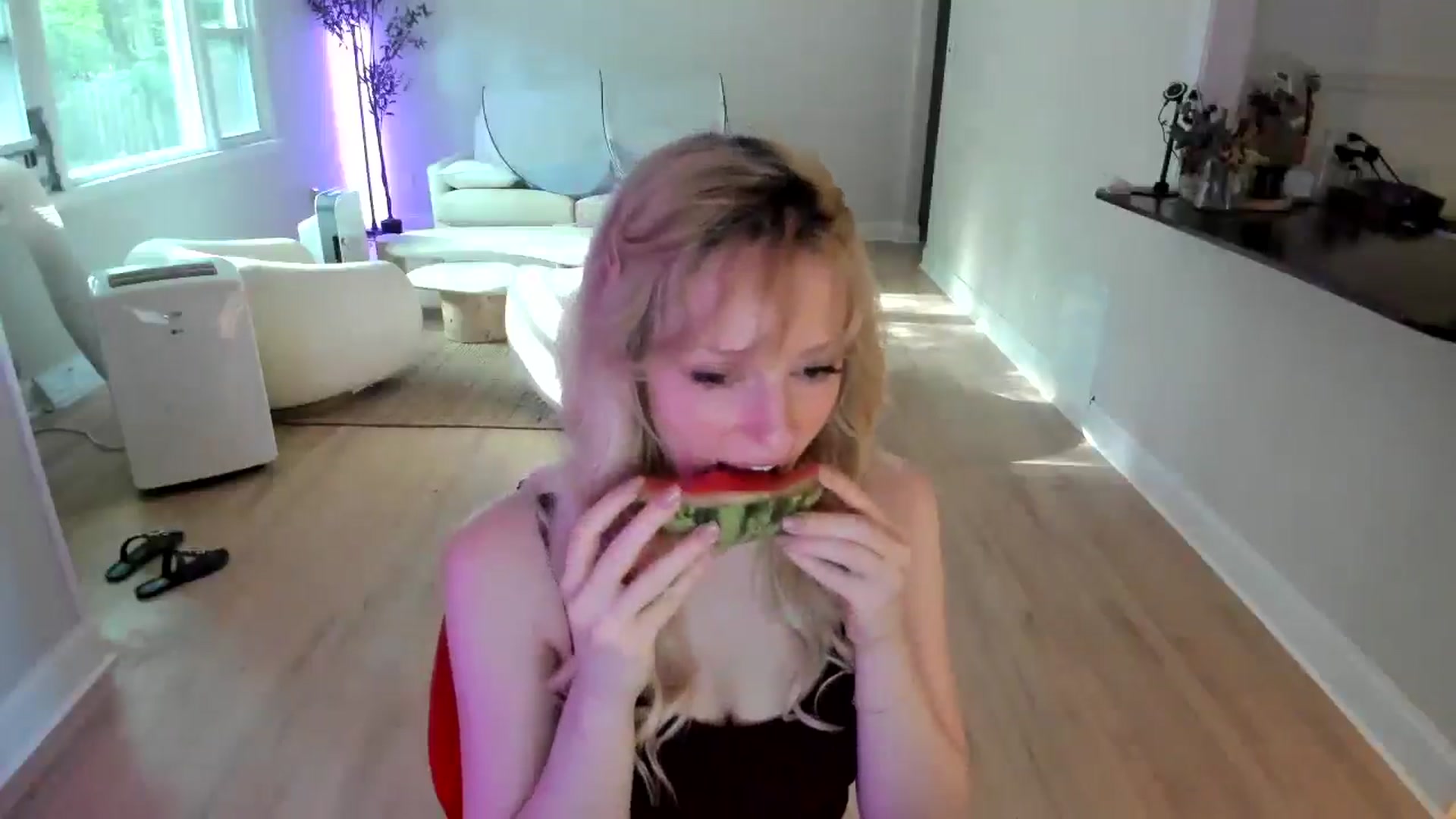 Gallery image thumbnail from Milk_Party's myfreecams stream on, 07/12/2025, 23:36 image 3 of 20