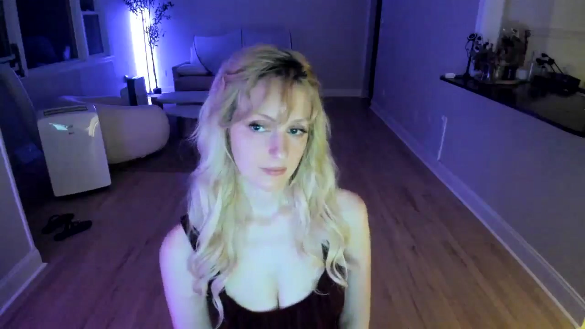 Gallery image thumbnail from Milk_Party's myfreecams stream on, 07/13/2025, 01:41 image 8 of 20