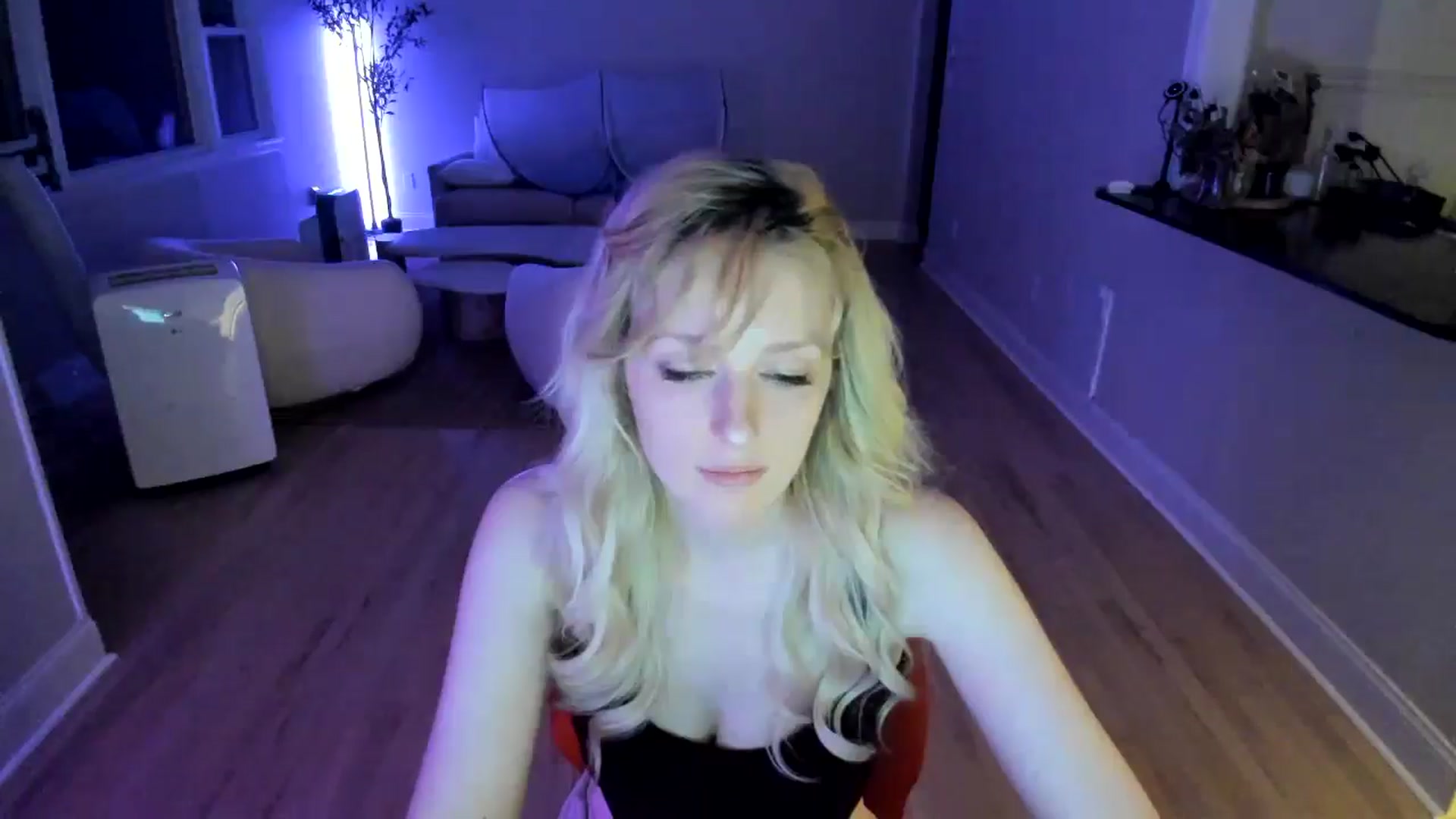 Gallery image thumbnail from Milk_Party's myfreecams stream on, 07/13/2025, 03:56 image 16 of 20