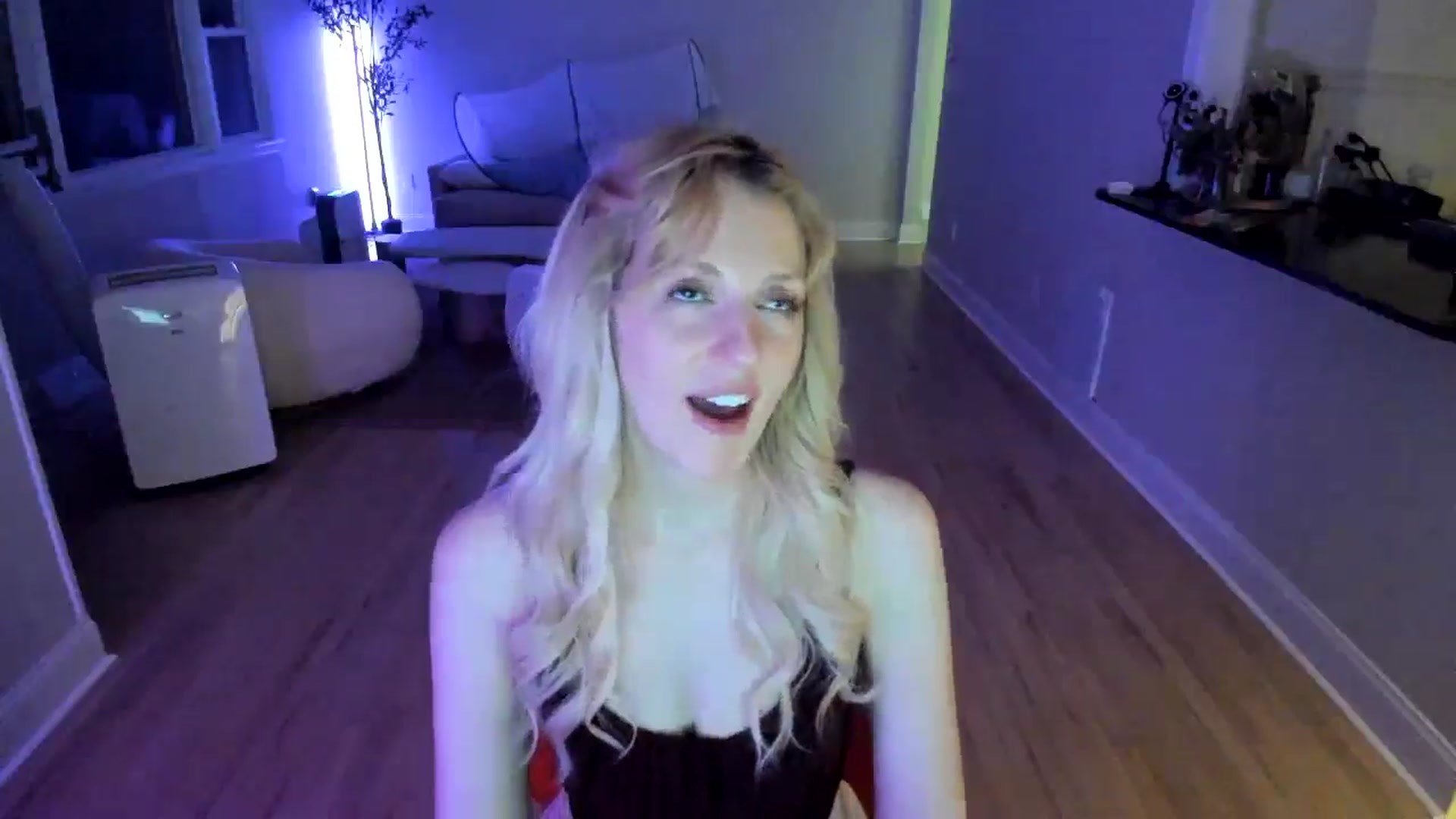 Gallery image thumbnail from Milk_Party's myfreecams stream on, 07/14/2025, 05:01 image 15 of 20