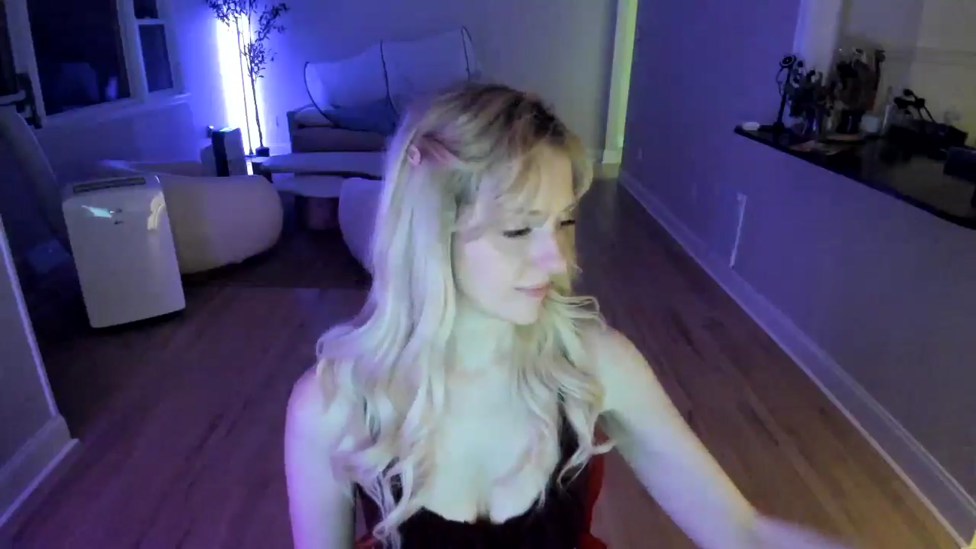 Gallery image thumbnail from Milk_Party's myfreecams stream on, 07/14/2025, 06:03 image 2 of 20