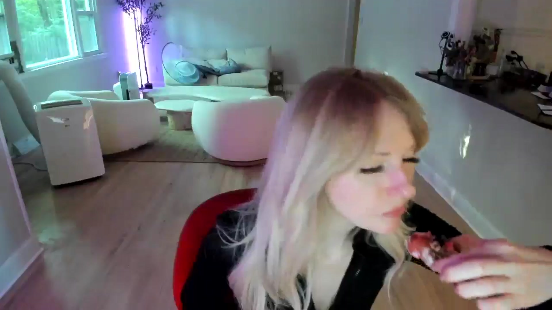 Gallery image thumbnail from Milk_Party's myfreecams stream on, 07/15/2025, 23:39 image 2 of 20