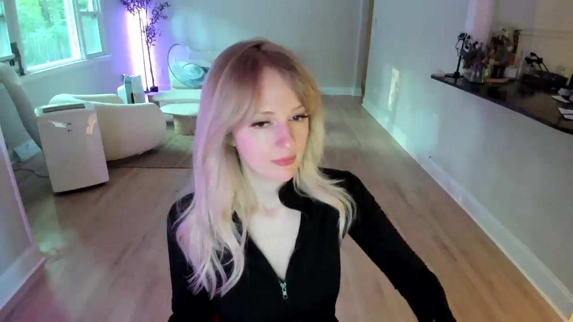 Gallery image thumbnail from Milk_Party's myfreecams stream on, 07/15/2025, 23:39 image 3 of 20