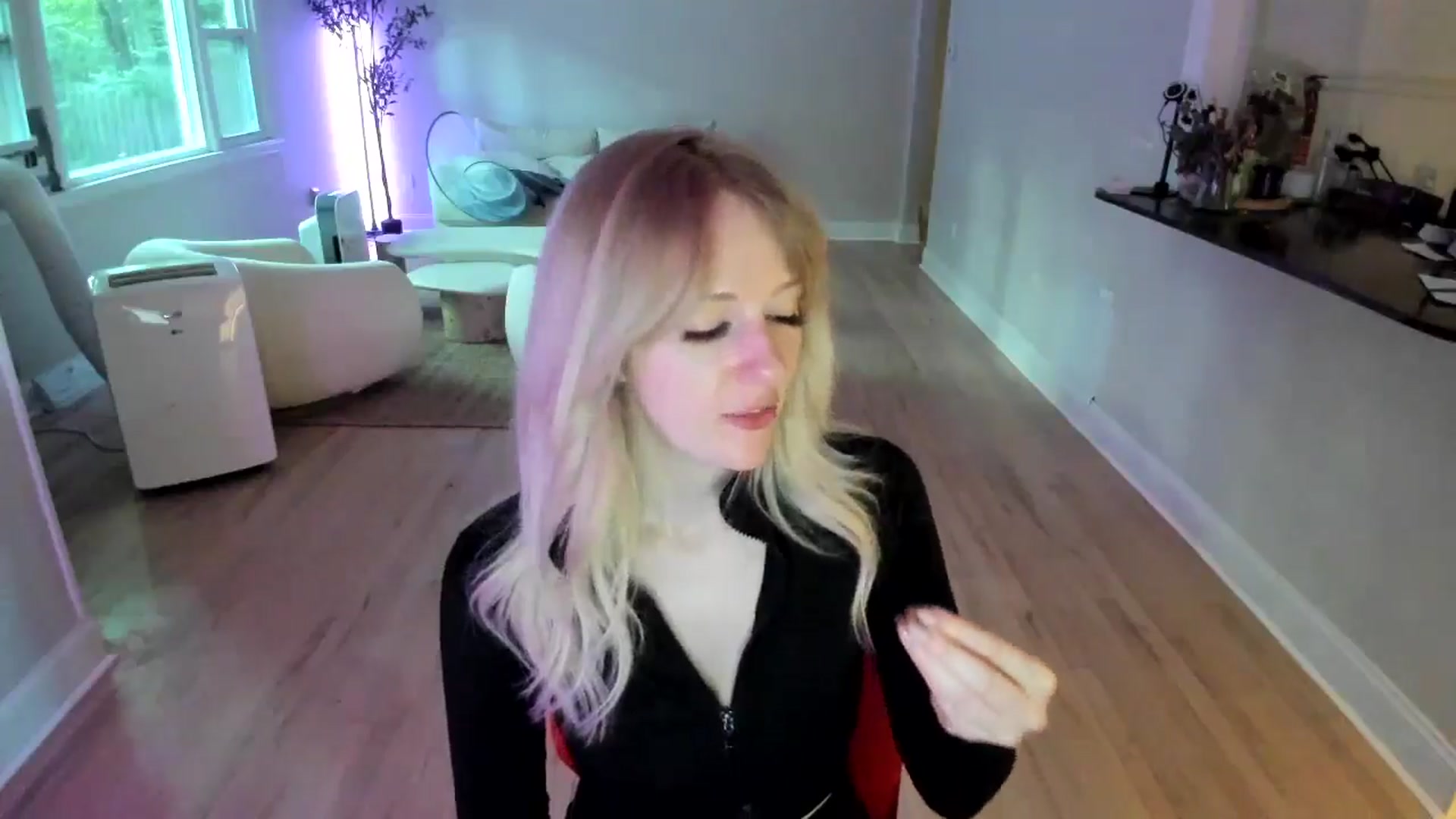Gallery image thumbnail from Milk_Party's myfreecams stream on, 07/15/2025, 23:39 image 13 of 20