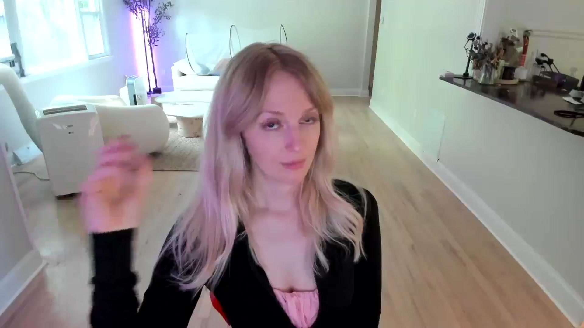 Gallery image thumbnail from Milk_Party's myfreecams stream on, 07/16/2025, 20:16 image 20 of 20