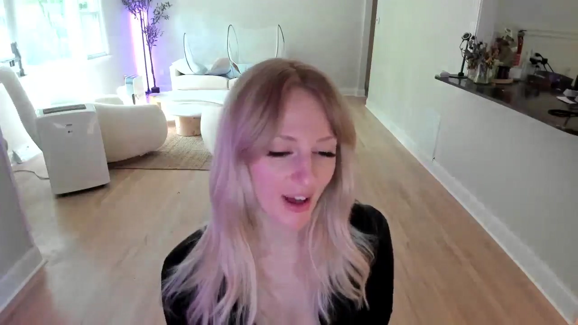 Gallery image thumbnail from Milk_Party's myfreecams stream on, 07/16/2025, 20:16 image 16 of 20