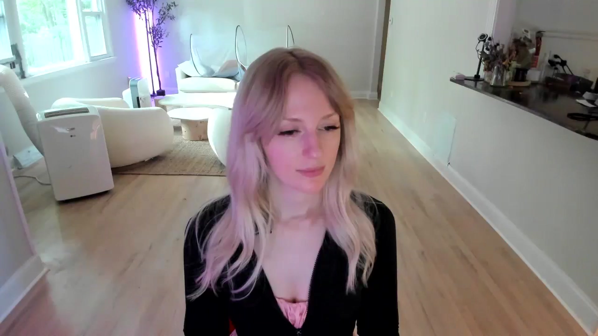 Gallery image thumbnail from Milk_Party's myfreecams stream on, 07/16/2025, 21:26 image 17 of 20