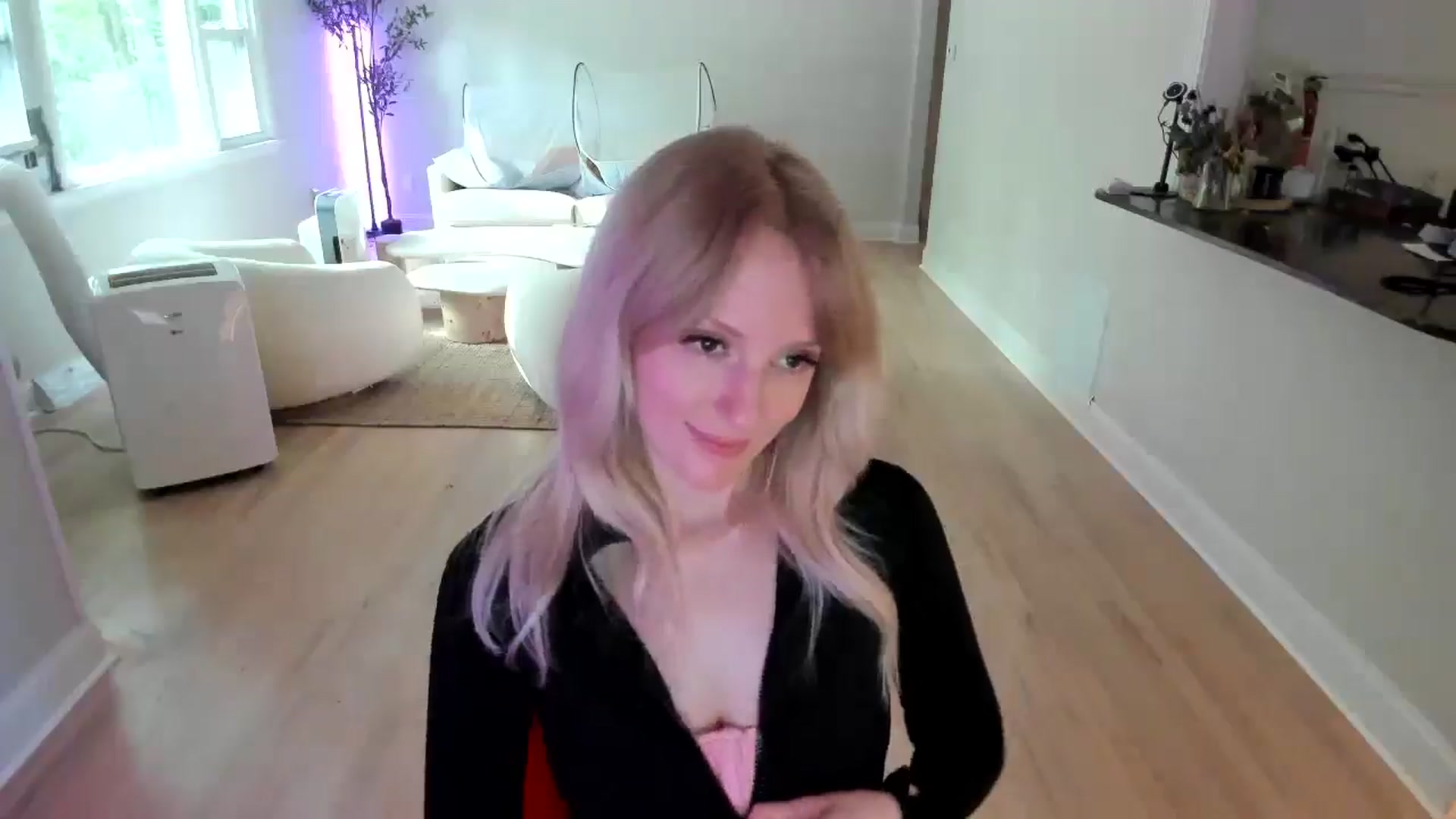 Gallery image thumbnail from Milk_Party's myfreecams stream on, 07/16/2025, 21:26 image 9 of 20