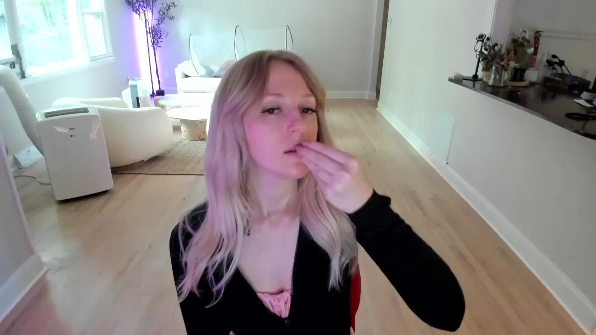 Gallery image thumbnail from Milk_Party's myfreecams stream on, 07/16/2025, 21:26 image 13 of 20