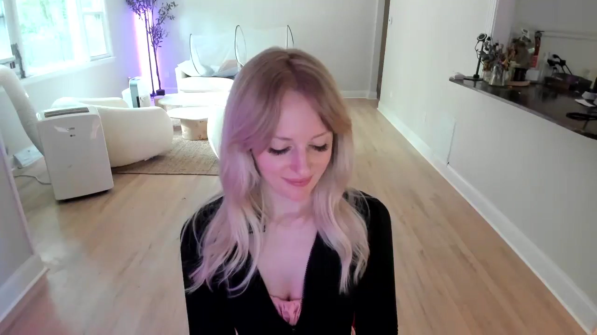 Gallery image thumbnail from Milk_Party's myfreecams stream on, 07/16/2025, 21:26 image 15 of 20