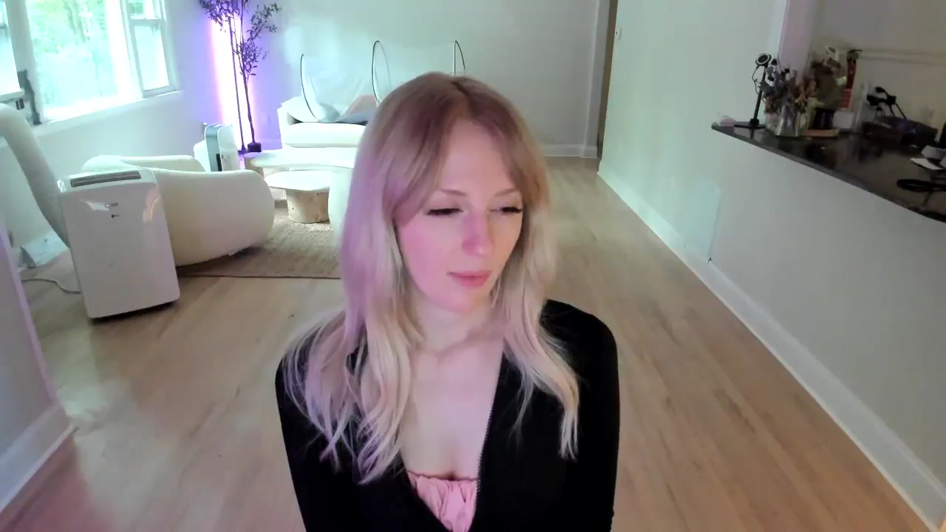 Gallery image thumbnail from Milk_Party's myfreecams stream on, 07/16/2025, 21:26 image 5 of 20
