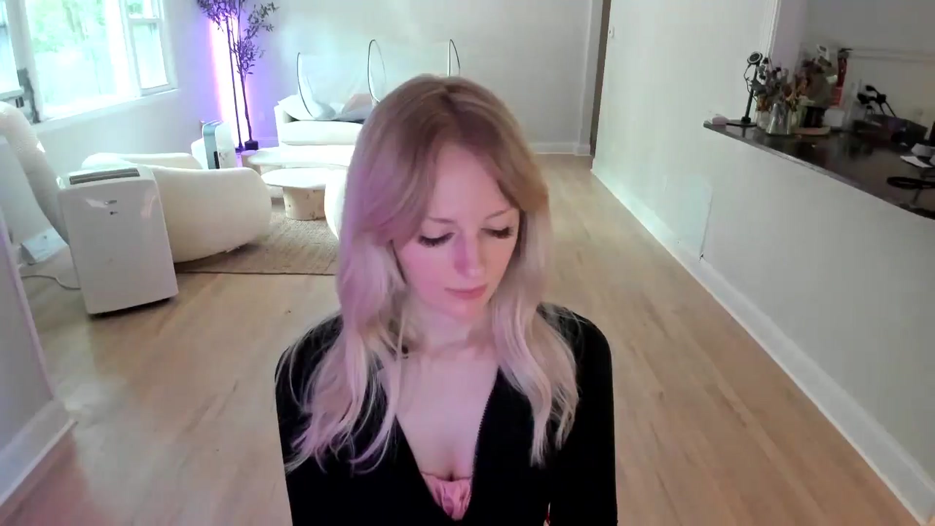 Gallery image thumbnail from Milk_Party's myfreecams stream on, 07/16/2025, 21:26 image 19 of 20
