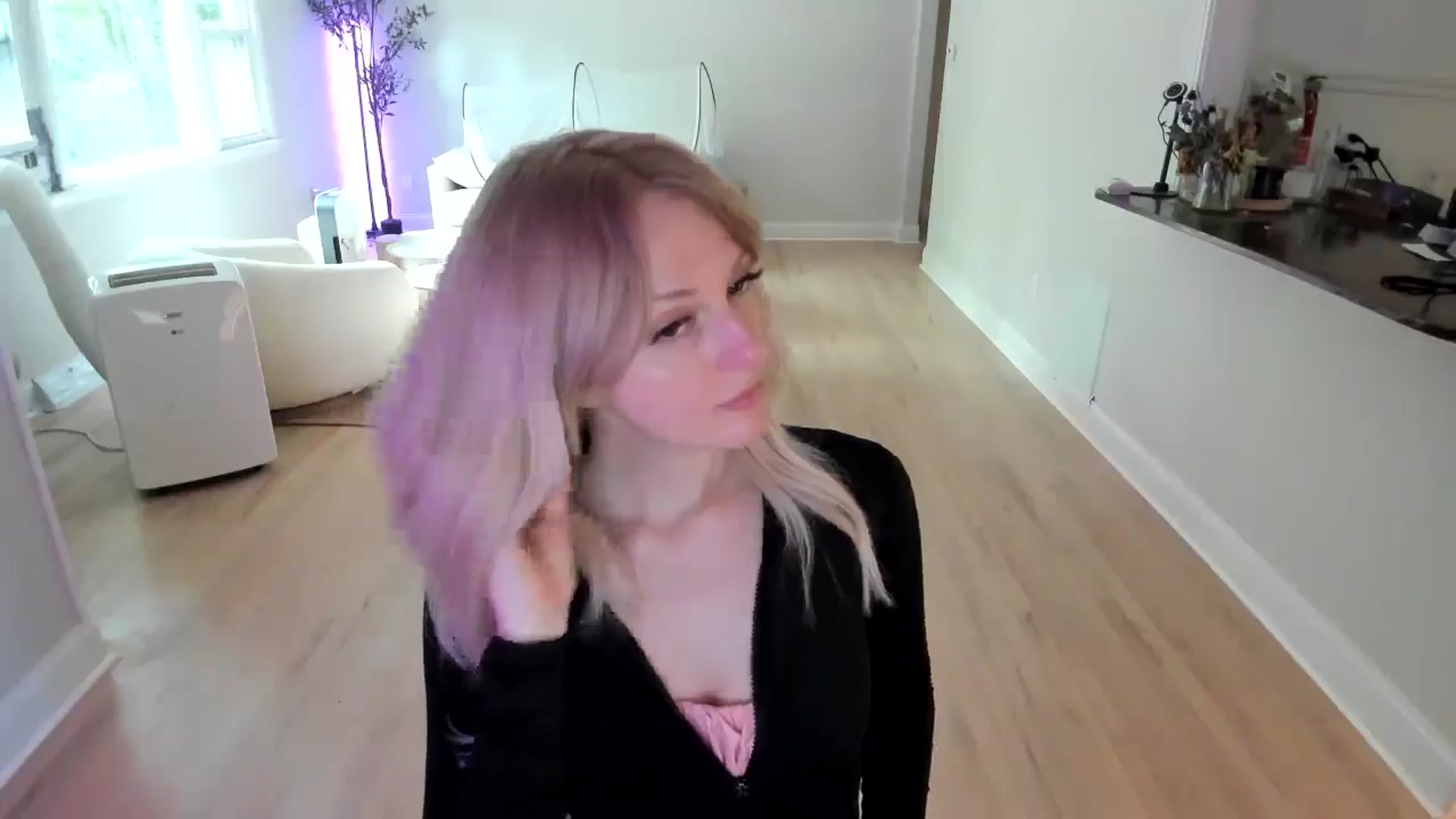Gallery image thumbnail from Milk_Party's myfreecams stream on, 07/16/2025, 21:26 image 10 of 20