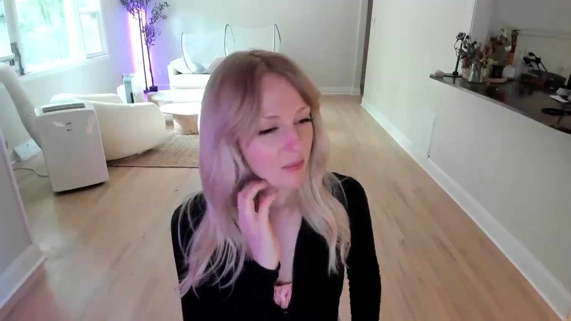 Gallery image thumbnail from Milk_Party's myfreecams stream on, 07/16/2025, 21:26 image 14 of 20