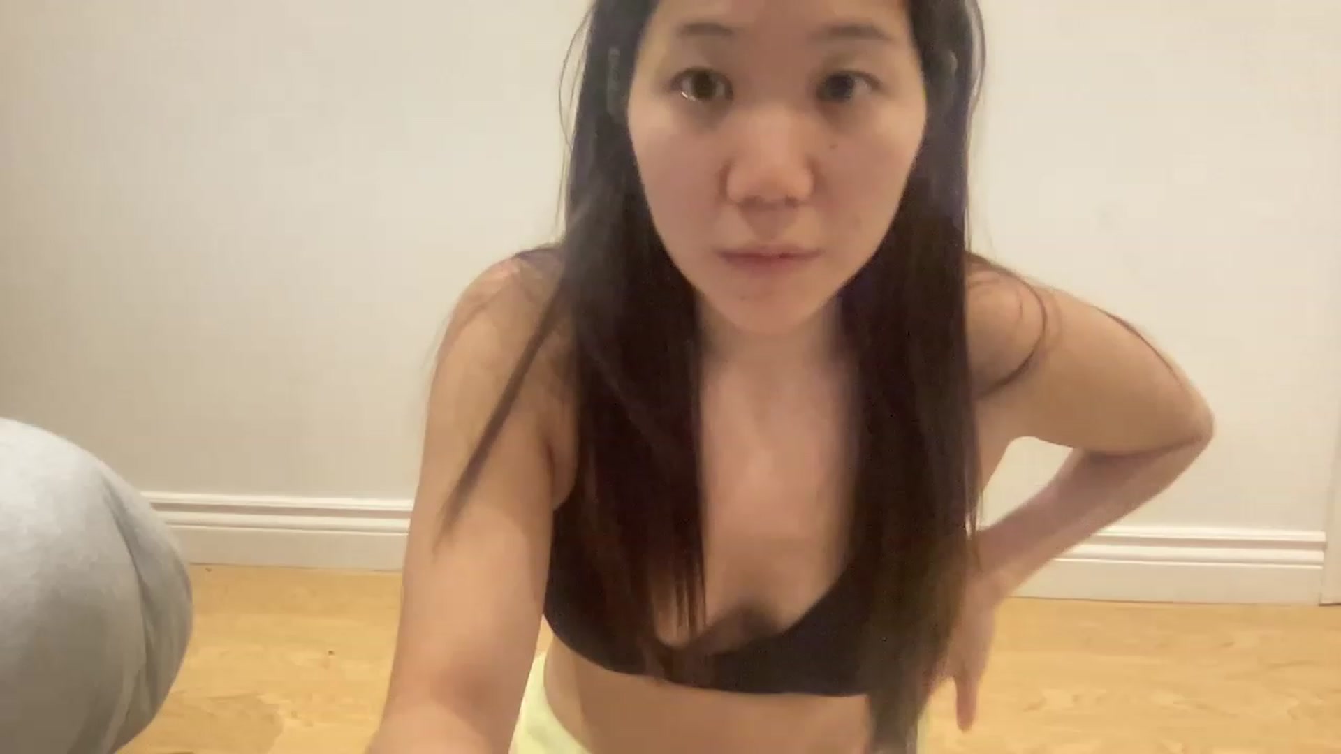 Gallery image thumbnail from Milknuts's myfreecams stream on, 01/17/2023, 18:15 image 15 of 20